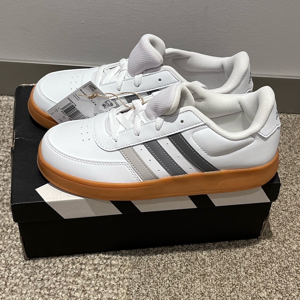 Adidas Breaknet 2.0 K Kids Size 5 White Gray Accent Color